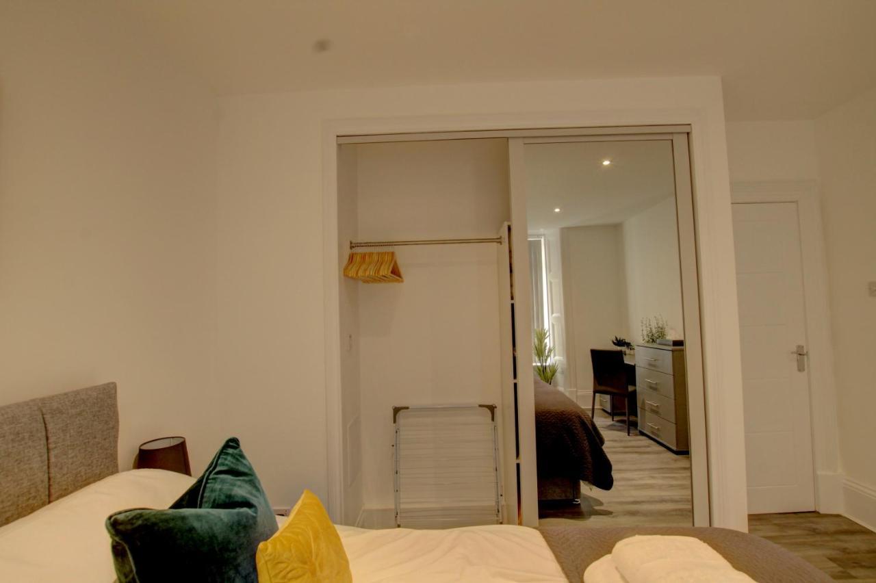Bright & Stylish Apartment Dundee Exterior photo