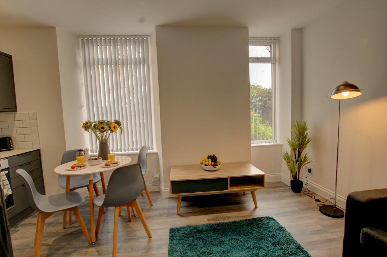 Bright & Stylish Apartment Dundee Exterior photo